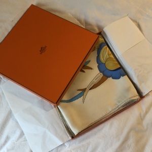 Hermes Scarf. 100% silk twill. Vintage Tahiti design. 35” square.